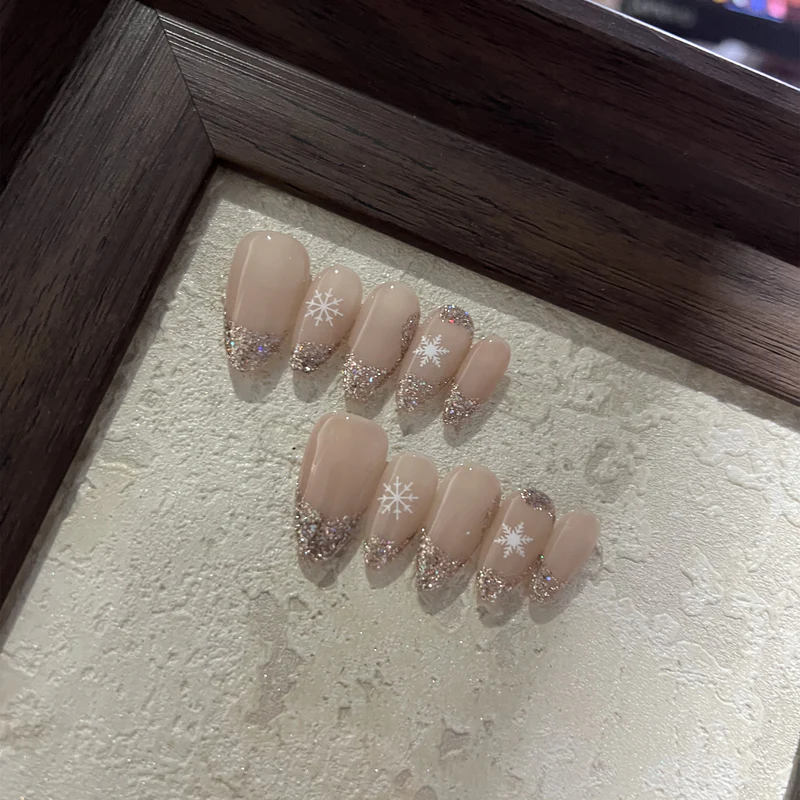 CHRISTMAS-TEN PIECES OF HANDCRAFTED PRESS ON NAIL - Image 2